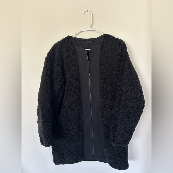 NWOT Lululemon Collarless Textured Sherpa Fleece Full Zip Long Black Jacket Sz 6 - Picture 3 of 9